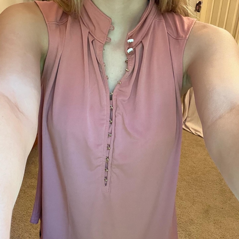Pink top - Picture 3 of 4